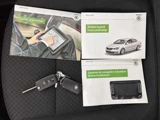 Škoda Superb Škoda Superb Combi 1.6 TDI Sprint Pro *PANO | NAVI-FULLMAP | MEMORY-PACK | ECC | PDC | CRUISE | 16''ALU* - afbeelding nr 28