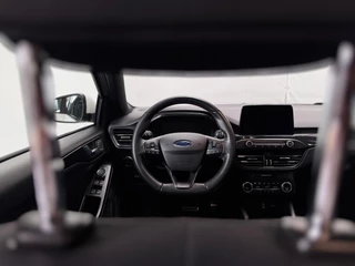 Ford Focus Ford Focus 1.0 EcoBoost Titanium Business | Automaat | ST Line | Camera | Carplay - afbeelding nr 5