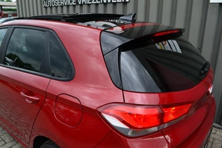 Hyundai i30 Hyundai i30 1.5 T-GDi MHEV Premium Navi/Camera/LED/18'' inch - afbeelding nr 14