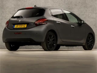 Peugeot 208 Peugeot 208 1.2 PureTech Sport (PANORAMADAK, APPLE CARPLAY, GROOT NAVI, CAMERA, CLIMATE, SPORTSTOELEN, GETINT GLAS, CRUISE, NIEUWSTAAT) - afbeelding nr 5