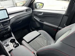 Ford Kuga Ford Kuga 2.5 PHEV ST-Line X TECHPACK! WINTERPACK! 19INCH! - afbeelding nr 21