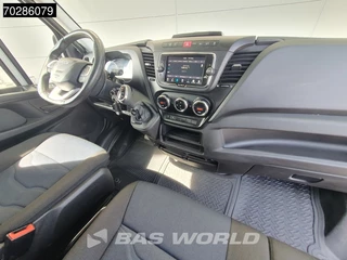 Iveco Daily Iveco Daily 35C18 3.0L Automaat Laadklep Zijdeur Bakwagen LED Airco Cruise Euro6 Meubelbak Koffer 20m3 Airco Cruise control - afbeelding nr 11