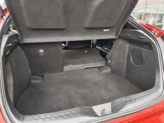 Toyota C-HR Toyota C-HR 1.8 Hybrid Style Luxury | JBL | Vol Leder | Navi | Blind Spot | - afbeelding nr 34