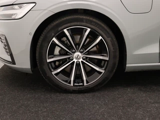 Volvo V60 Volvo V60 T6 PLUG-IN HYBRID PLUS DARK SCHUIFDAK 360GR CAM HARMAN KARDON - afbeelding nr 8