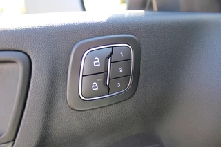 Ford Kuga | Winterpakket | Technology pack | BLIS | Navigatie | Head-up - afbeelding nr 36
