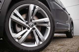 Volkswagen Tiguan - All-in rijklrprs | Leer | Elekt. panodak | Nav | IQ LED - afbeelding nr 15