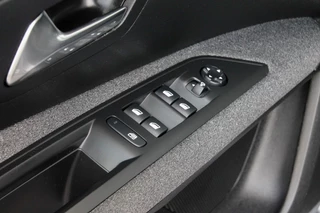 Peugeot 3008 Peugeot 3008 1.2 PureTech Blue Lease Executive - 131 pk **Navi - afbeelding nr 26