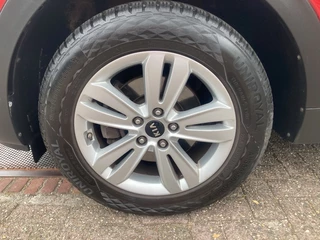 Kia Sportage Kia Sportage 1.6 GDI 135pk DynamicLine / Navi - afbeelding nr 17