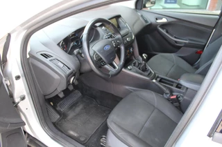 Ford Focus Ford Focus Wagon 1.0 Trend Edition | Navigatie | Airco | Bluetooth Carkit | Lichtmetalen Velgen | Cruise Control | Lichtmetalen Velgen - afbeelding nr 10