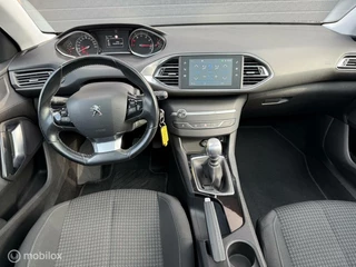 Peugeot 308 Peugeot 308 1.2 PureTech Blue Lease Executive NAP Panoramadak - afbeelding nr 16