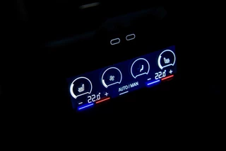 BMW M5 BMW 5-serie Touring M5 V8 Hybrid | Direct leverbaar | Pano | B&W | M Drive | - afbeelding nr 35
