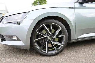 Škoda Superb Skoda Superb Combi 2.0 TSI 4x4 Sportline / Pano / Canton - afbeelding nr 34