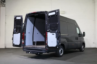 Iveco Daily Iveco Daily 35S16 Hi-Matic Automaat Airco Navigatie 3.5T Trekhaak - afbeelding nr 13
