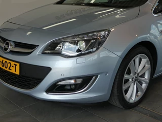 Opel Astra Opel Astra 1.4 Turbo Sport + - afbeelding nr 7