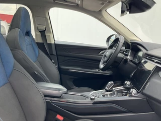 Lynk & Co 01 Lynk & Co 01 1.5 PHEV 262pk 360°Cam Carplay Pano.dak Stoelverw. Incl BTW Plug-in - afbeelding nr 17