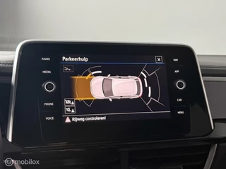Volkswagen T-Roc Volkswagen T-Roc 1.5 TSI R-LINE DSG | CARPLAY | AD. CRUISE - afbeelding nr 6