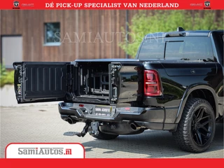 Dodge Ram 1500 Dodge Ram 1500 Limited Night High Output 540HP 706Nm | Massage + Full Option | De Meest Luxe en Volle Pick-Up in zijn Klasse | Comfortabele Dubbele Cabine met Royale 5 Zitplaatsen | BPM vrij | Nu Leverbaar uit Voorraad | Voorraad Nr 2354 - 3380 - afbeelding nr 3
