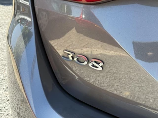 Peugeot 308 Peugeot 308 SW 1.2 PureTech Blue Lion 2e Eigenaar,Navi,Pano,110pk,Clima,Cruise,PDC,N.A.P,APK tot 10-2025 - afbeelding nr 30