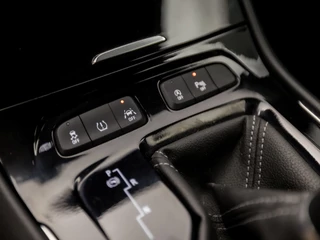 Opel Grandland X Opel Grandland X 1.2 Turbo Innovation Automaat (APPLE CARPLAY, STOELVERWARMING/KOELING, MEMORY SEATS, LEDER, CAMERA, TREKHAAK, STOELVERWARMING ACHTER, GETINT GLAS, ELEK ACHTERKLEP, NIEUWE APK, NIEUWSTAAT) - afbeelding nr 31