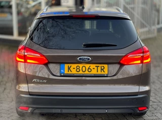 Ford Focus Ford Focus Wagon 1.0 Automaat Dealeronderhouden Volle opties Stuurverwarming Parkeerhulp+sensoren Cruise Navigatie Bluetooth - afbeelding nr 7