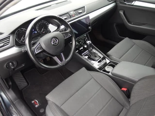 Škoda Superb AUTOMAAT / STOELVERW / XENON / CARPLAY / NAVI / CLIMA / PDC / BLUETOOTH / CRUISE / NL-AUTO - afbeelding nr 7