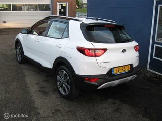 Kia Stonic Kia Stonic 1.0 T-GDi DynamicLine 1e Eigenaar NL auto - afbeelding nr 5