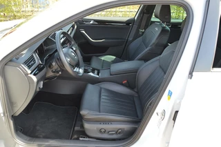 Škoda Superb Skoda Superb Combi 1.4 TSI 218 pk  iV Laurin & Klement PHEV trekhaak - afbeelding nr 4