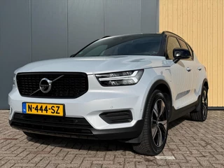 Volvo XC40 T5 Twin Engine 262pk Geartronic R-Design | NL Auto | Pano H&K | Trekhaak | ACC | Stoel/Stuurverwarming | 360 Camera |