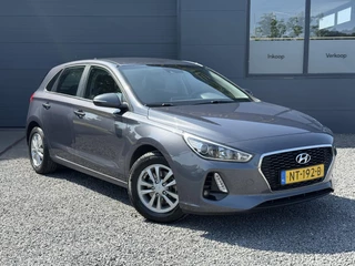 Hyundai i30 Hyundai i30 1.0 T-GDI Comfort 2e Eigenaar,Camera,Navi,Dealer Onderhouden,120pk,Clima,Cruise,Pdc,Lm Velgen,Nieuwe Apk bij Aflevering - afbeelding nr 4