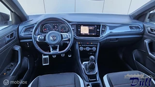Volkswagen T-Roc Volkswagen T-Roc 1.5 TSI R-LINE 52834 KM NAVI HOOGZITTER!!! - afbeelding nr 9