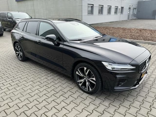 Volvo V60 Volvo V60 2.0 T6 Recharge 251kw AWD R-Design - afbeelding nr 35