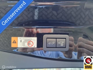 Toyota C-HR Toyota C-HR 2.0 Hybride 200 PREMIERE EDITION 2024 MODEL - PANORAMADAK - JBL AUDIO - LEDEREN BEKLEDING - MEEST LUXE UITVOERING - afbeelding nr 18