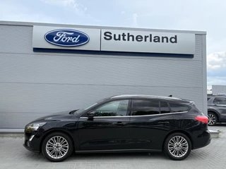 Ford Focus Ford Focus Wagon 1.0 EcoBoost Titanium Wagon | Winter Pack | Adaptive cruise control | Camera | Navigatie | 17 inch | Reservewiel - afbeelding nr 3