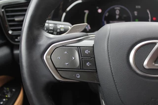 Lexus NX Lexus NX 450h+ AWD Launch Edition / 360Camera / Head-up / Leder / 18'' / Keyless / Sfeerverlichting / Stoelventilatie / Stuurverwarming / DAB / ACC - afbeelding nr 28