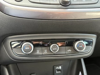 Opel Crossland X Opel Crossland X 1.2 Turbo Innovation 1e Eigenaar,110pk,Navi,Clima,Cruise,Apple Carplay,PDC V+A,Dealer Onderhouden,N.A.P,APK tot 03-2026 - afbeelding nr 18