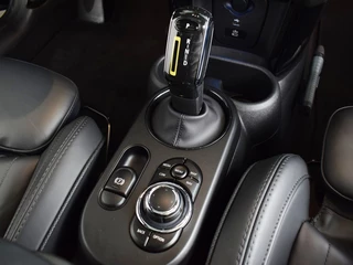 MINI Electric MINI Electric Mini Classic 33 kWh | Leder • Schuifdak • Harman/Kardon • Head-Up - afbeelding nr 18