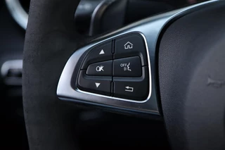 Mercedes-Benz C-Klasse Mercedes-Benz C-klasse 450 AMG 4MATIC / PANO / BURMESTER / 2x MEMORY / CAMERA - afbeelding nr 21