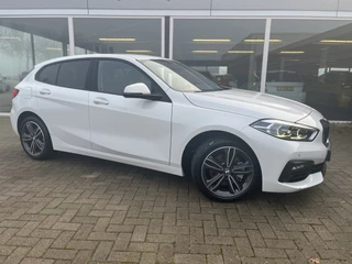 BMW 1 Serie 116i Business Edition / Clima / Virtual / Led / Pdc
