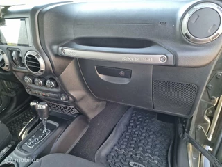Jeep Wrangler Jeep Wrangler Unlimited 2.8 CRD Polar full options onderhoud rekeningen ter inzage - afbeelding nr 18