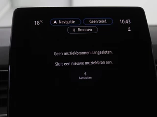 Renault Captur Renault Captur 1.6 E-Tech Hybrid 145 Initiale Paris | Leder |  Stoel & stuurverwarming | Camera | Full LED | Park Assist | Carplay | BOSE Sound - afbeelding nr 22