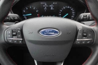Ford Focus Ford Focus Wagon 1.5 EcoBoost ST Line Business / Camera / Navigatie / Keyless / B&O / 17'' / Stuurverwarming / DAB / Dodehoek / Cruise Control - afbeelding nr 28