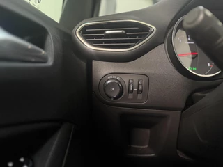 Opel Crossland Opel Crossland 1.2 Turbo 110 pk | Elegance | 2024 | Trekhaak | Airco | CarPlay / Android Auto - afbeelding nr 14
