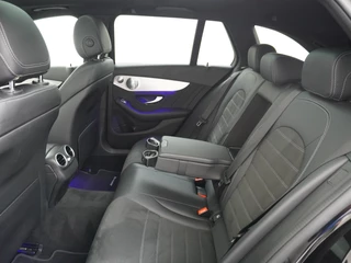 Mercedes-Benz C-Klasse Mercedes-Benz C-Klasse Estate 300e AMG // Burmester // Panoramadak // Distronic // MultiBeam LED // 360 Camera // Carplay // Night pakket - afbeelding nr 15
