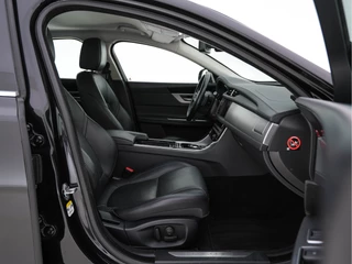 Jaguar XF Aut. *WINDSOR-FULL-LEATHER | BI-XENON | NAVI-FULLMAP | JAGUAR-AUDIO | CAMERA | COMFORT-SEATS | SHIFT-PADDLES | LANE-ASSIST | KEYLESS | HEATED-SEATS |  ECC | PDC | CRUISE | 18