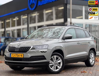 Škoda Karoq 1.0 TSI Pano Navi Apple CarPlay Cruise Nardogrey Boekjes Dealeronderhouden Nieuwe APK