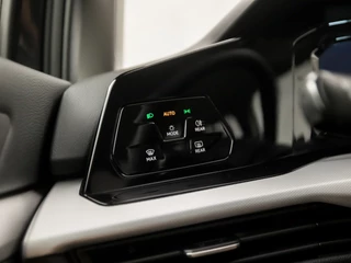 Volkswagen Golf (APPLE CARPLAY, GROOT NAVI, ADAPTIVE CRUISE, TREKHAAK ELEKTRISCH, KEYLESS START, SPORTSTOELEN, DAB+, LED KOPLAMPEN, NIEUWE APK, NIEUWSTAAT) - afbeelding nr 22