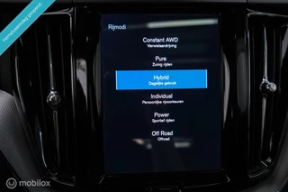 Volvo XC60 Volvo XC60 2.0 Recharge T8 AWD R-Design 390 pk | Trekhaak | Schuifdak | Dealer onderhouden | Camera | DAB | Stoel + stuurwiel verwarming | rijklaar incl garantie | - afbeelding nr 29