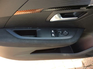 Peugeot 208 Peugeot 208 1.2 PureTech Active Climate contr Apple Carplay - afbeelding nr 14