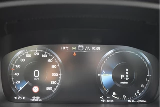 Volvo V60 | Pano.dak | Standkachel | Keyless | Camera | Stuurverwarming | Carplay | Full LED | Historie - afbeelding nr 43