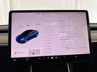 Tesla Model 3 (INCL.BTW) Aut. *PANO | AUTO-PILOT | NAPPA-LEATHER | KEYLESS | FULL-LED | MEMORY-PACK | SURROUND-VIEW | DAB | CARPLAY | DIGI-COCKPIT | LANE-ASSIST | COMFORT-SEATS | 19